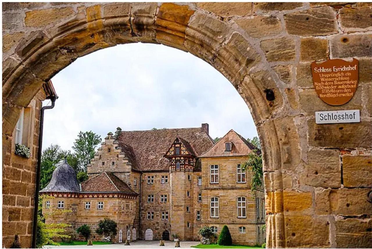 Gutsverwaltung Schloss Eyrichshof Ebern Extérieur photo